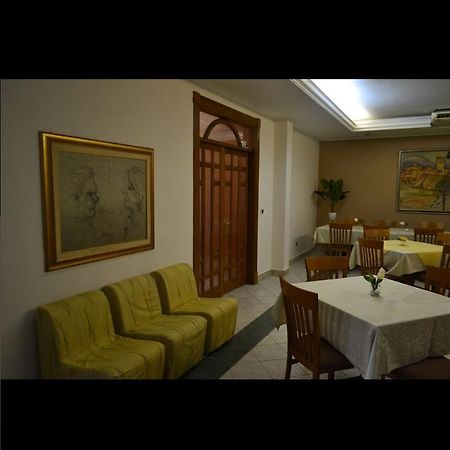 Albergo Ristorante San Tommaso Aquino エクステリア 写真