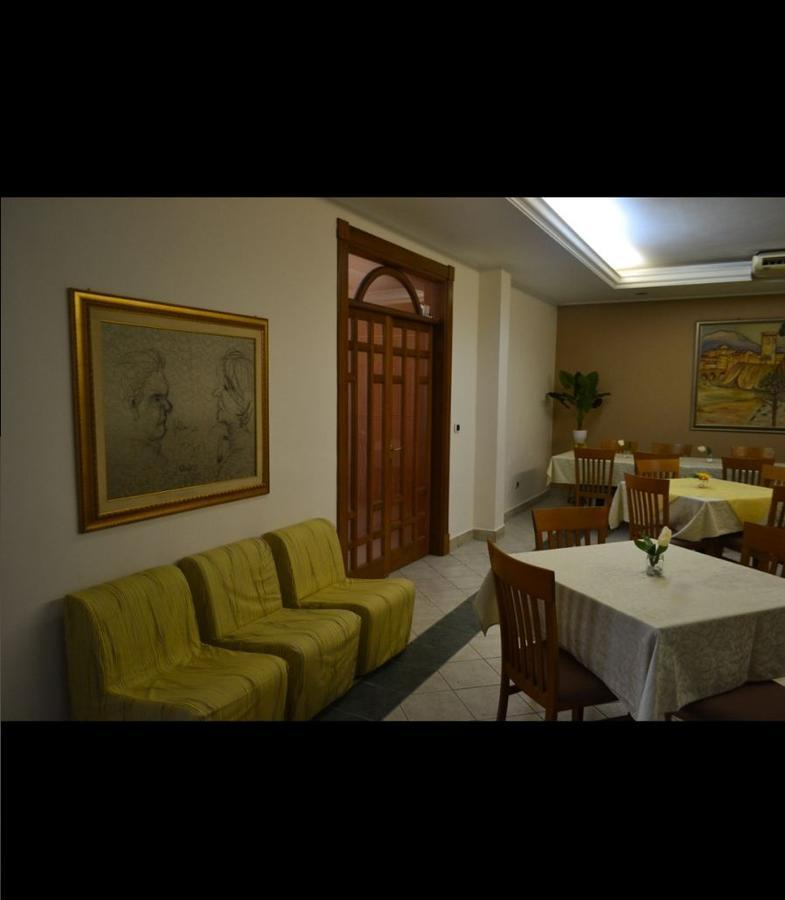 Albergo Ristorante San Tommaso Aquino エクステリア 写真